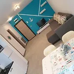 Sims Alessi Pool & Navodari