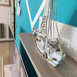 Apartment Sims Alessi Pool &