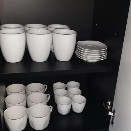 Lägenhet Sims Alessi Pool &