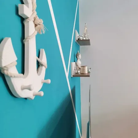 Апартаменты Sims Alessi Pool & Нэводари